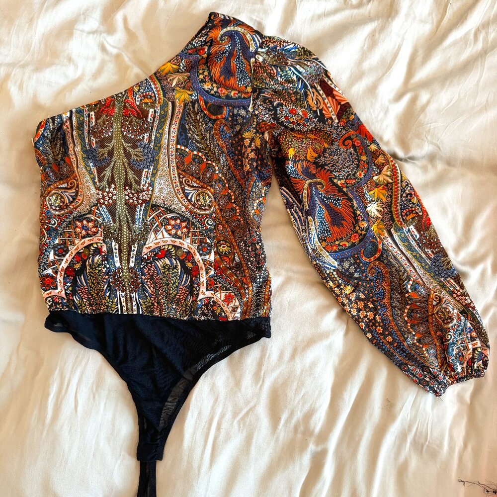 Lulu's Black Multi Print One-Shoulder Bodysuit